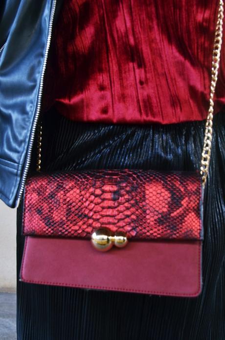 Top burdeos de terciopelo look_topdeterciopelo_burdeos_fashionblogger_streetstyle_mivestidoazul-9