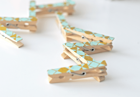 2 maneras de hacer estrellas con pinzas/ 2 ways to make clothespins stars for christmas