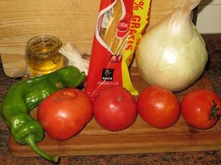 ESPAGUETIS A LA NAPOLITANA