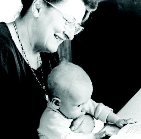 mary-ainsworth-and-baby