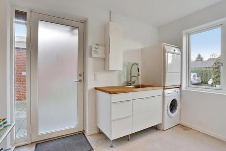 muebles cocina estilo escandinavo encimera de madera cocina nórdica cocina diáfana cocina abierta blog decoración nórdica armarios bajos de cocina 