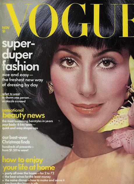 Cher en 1974, protagonista de la portada de la revista Vogue