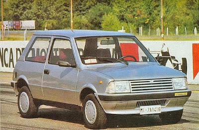 Innocenti 990 con motor Daihatsu