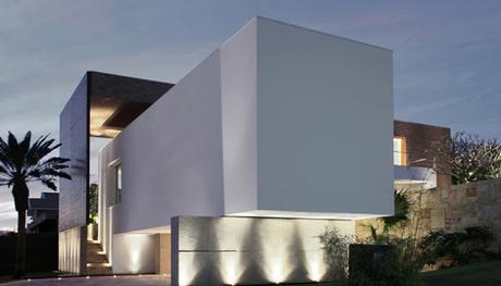 Residencia Estilo Minimalista en Londrina