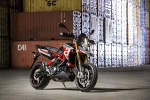 EICMA 2017: Nuevas Aprilia Shiver y Dorsoduro 900 aprilia-dorsoduro-900
