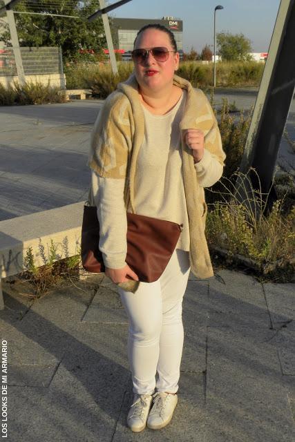 http://www.loslooksdemiarmario.com/2016/11/mi-nuevo-cardigan-de-shein-look-curvy.html