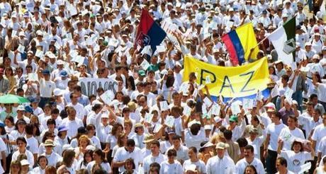 Pueblo colombiano marcha en defensa del acuerdo de paz de La Habana - Foto Diario del Sur