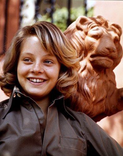 No te pierdas estas sorprendentes fotos de artistas en su juventud que nunca habías visto (Parte 2)