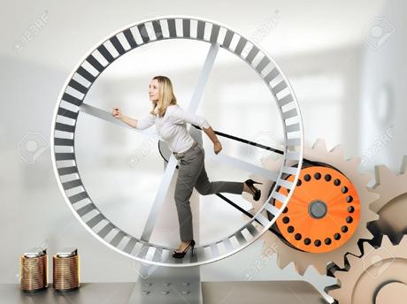 Cómo salir de la rueda operativa