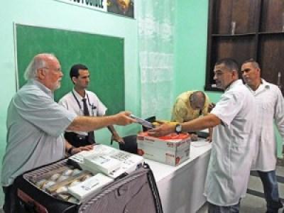 Wisconsin Medical Project dona equipamiento a hospital cubano