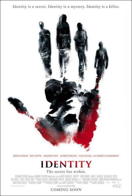 Identidad (2003) – 10 negritos escrita por Norman Bates