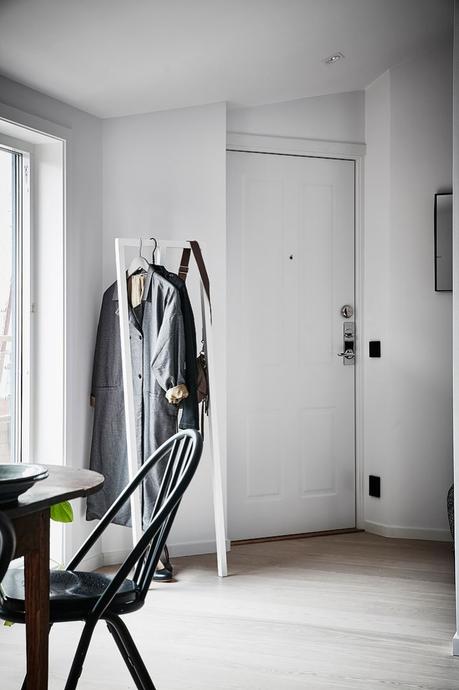 vivir en el centro Mini ático sueco de 24 m² con terraza diseño exterior diseño aticos decoración terrazas decoración pisos pequeños decoración aticos y lofts blog decoración nórdica atico sueco atico nórdico 