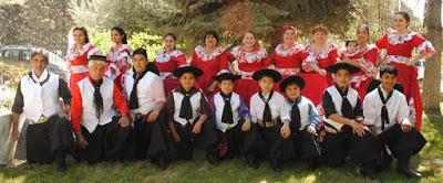 Agrupación Folclórica Independiente Sin Frontera de Piedra del Aguila.