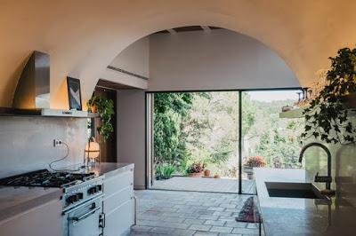 Casa Tradicional Remodelada en España