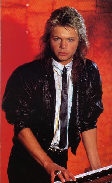 Efemérides del Rock y Heavy Metal: Que pasó un 11 de Noviembre