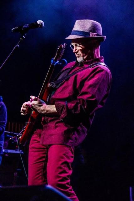 Efemérides del Rock y Heavy Metal: Que pasó un 11 de Noviembre