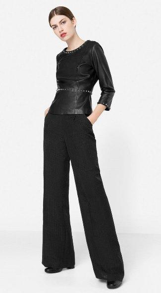 Dña. Letizia elige cuero rockero en los Premios Cerecedo