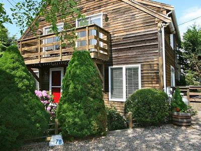 Fachadas y Accesos en Estilo Rustico