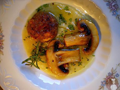 Albóndigas vegetarianas con crema de puerros