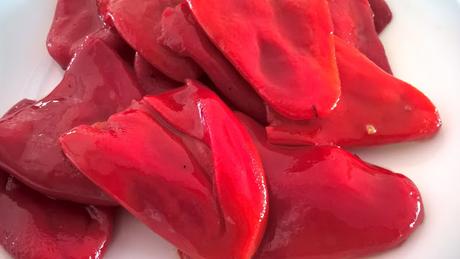 PIMIENTOS RELLENOS DE NÍSCALOS, PUERRO Y ALMENDRAS