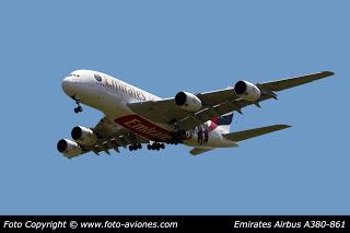 AVIÓN AIRBUS A380 A6-EOT