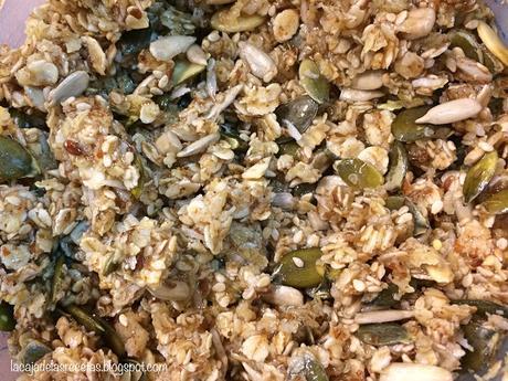 Granola Casera en Desayuno Saludable - Sin Gluten Granola Casera en Desayuno Saludable - Sin Gluten