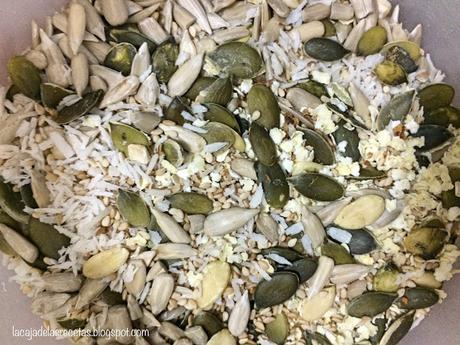 Granola Casera en Desayuno Saludable - Sin Gluten Granola Casera en Desayuno Saludable - Sin Gluten