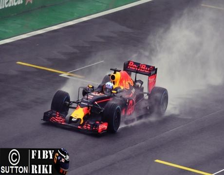 Daniel Ricciardo culmina 8° en un difícili GP de Brasil