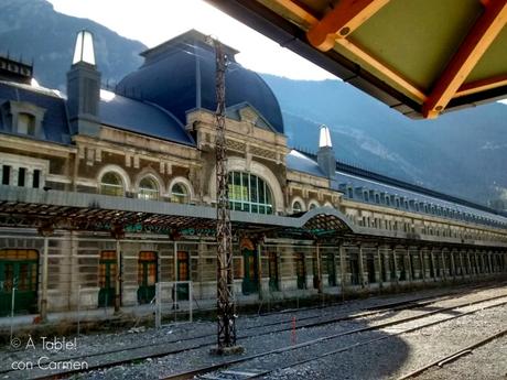 Canfranc, una Historia de Espías, Nazis y Oro