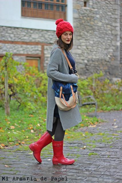 Outfit: Ideas para Vestir Botas de Agua con Vestido