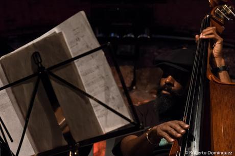 © R.Domínguez - Aruán Ortiz Trio