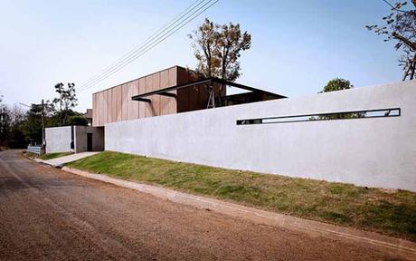 Vivienda Contemporanea en Pak Chong Nadhon Ratchasima
