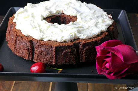 black-forest-bundt-cake, national-bundt-cake-day, bundt-cake, tarta-selva-negra