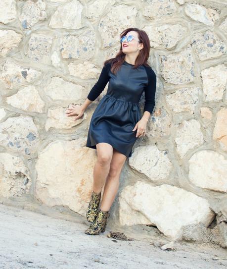 Melange-Boutique blog de moda, fashion blog melange_boutique_fashion_blod_de_moda_vestido_cuero_zara_botas_brocadas_barrocas_asos_retailmenot_espana_outfit_9