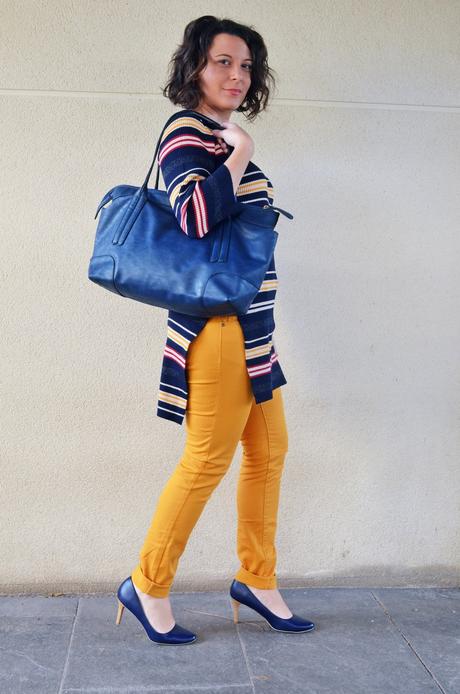 look_maxijerseyrayas_relojmadera_jord_streetstyle_influencer_blogdemoda_mivestidoazul_friendsfluencers-3