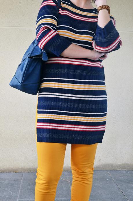 look_maxijerseyrayas_relojmadera_jord_streetstyle_influencer_blogdemoda_mivestidoazul_friendsfluencers-2