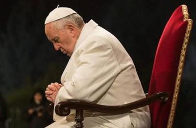 El papa Francisco denunció la “esclerosis espiritual” de una época que omite a quienes sufren