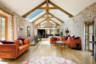 Casa con Muros de Piedra