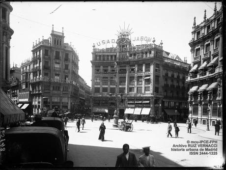 La Rotonda Reina Victoria de la Plaza de Canalejas. Madrid, 1916