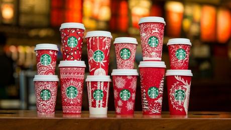 Llegan los vasos rojos de Starbucks y este año están diseñados por consumidores