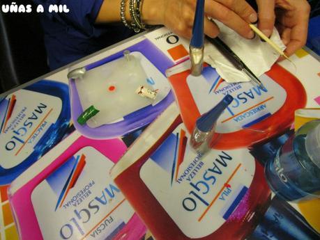 unas_a_mil_blog_curso_decoracion_unas_nail_art_esmaltes_masglo_salon_look_madrid-11