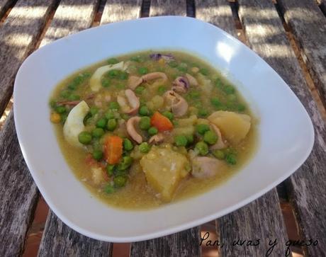 Patatas guisadas con chipirones (tradicional o Crock-Pot)