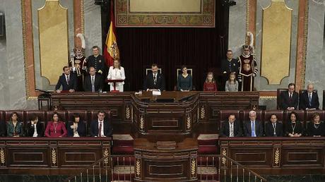 [Política] Diario de sesiones de las Cortes Generales. El Rey preside la apertura de la XII Legislatura