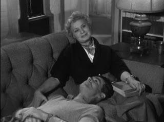 AMOR DE LA SEÑORA LESLIE, EL  (About Mrs. Leslie) (USA, 1954) Romántico