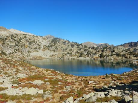 Ruta circular al estany de Garrabea desde el Port de la Bonaigua