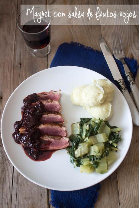Magret con salsa de frutos rojos
