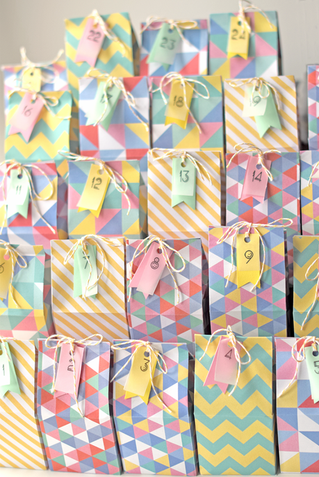 El colorido calendario de adviento de este año ya está aquí/ This year’s merry and bright adventscalendar is here!