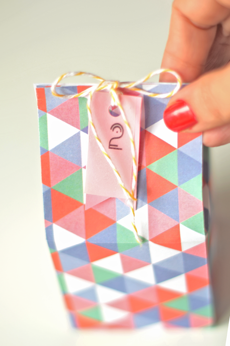 El colorido calendario de adviento de este año ya está aquí/ This year’s merry and bright adventscalendar is here!