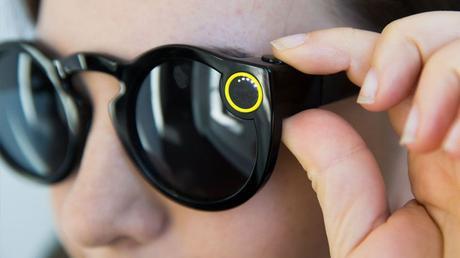 Snapchat cambia de nombre y evoluciona en los moviles con sus Gafas Inteligentes.