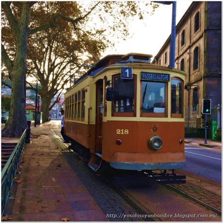 Tranvía, sigue funcionando para recorrer toda la Ribeira